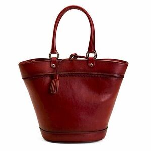 Limited-edition Cavalcanti bag in premium cognac leather, crafted in Italy.